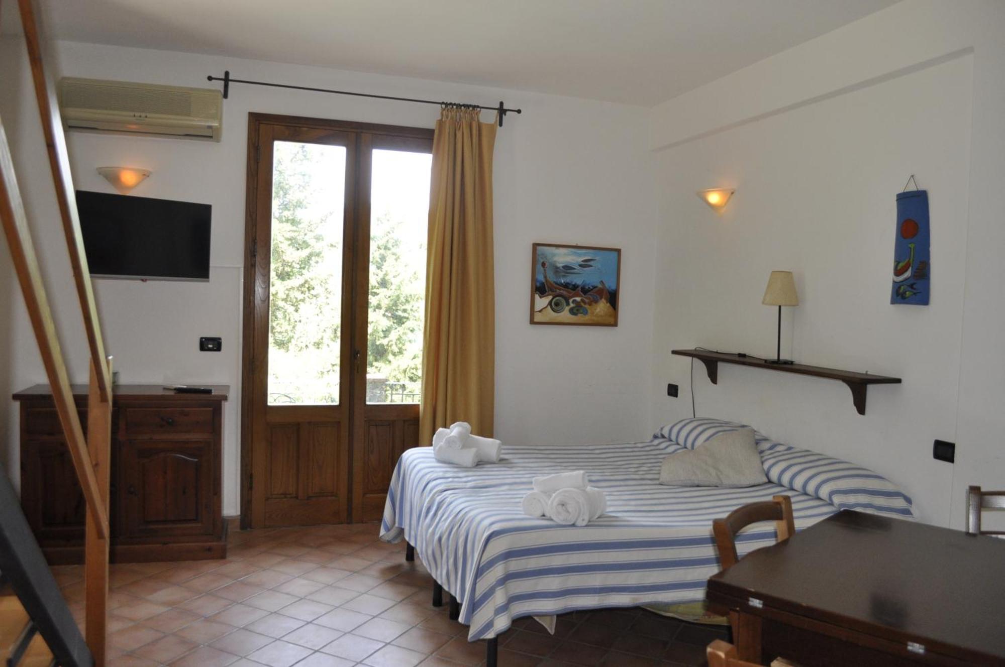 Borgo San Francesco Hotel Gioiosa Marea